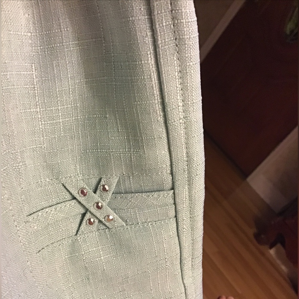 Alfred Dunner Women's Skirt aqua color 16p button zip back Waist Stretchy. NWOT - Picture 8 of 9